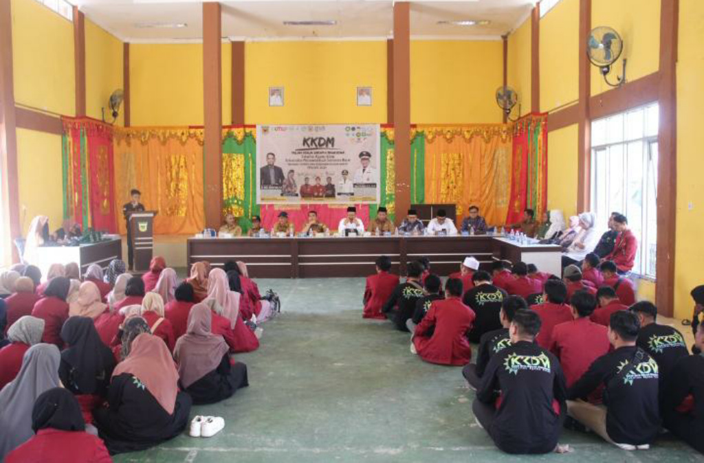 Badan Eksekutif Mahasiswa (BEM) Fakultas Agama Islam Universitas Muhammadiyah Sumatera Barat (FAI UMSB) sukses melaksanakan kegiatan pengabdian masyarakat di Desa Pariangan, Kabupaten Tanah Datar. (Bayu)